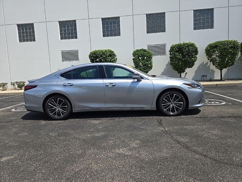 used 2022 Lexus ES 350 car, priced at $36,053