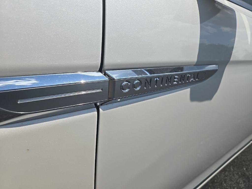 used 2018 Lincoln Continental car, priced at $20,600