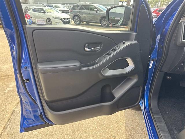 new 2026 Nissan Frontier car, priced at $38,400