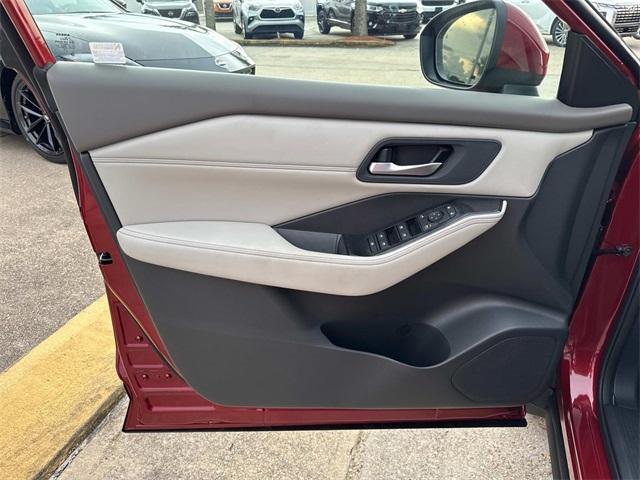new 2025 Nissan Rogue car, priced at $33,200