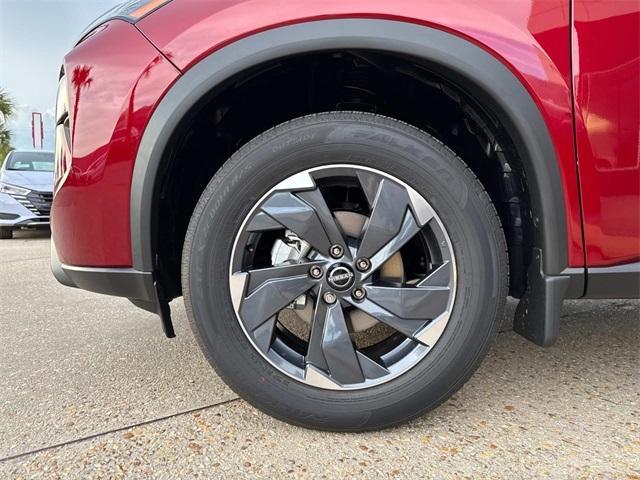 new 2025 Nissan Rogue car, priced at $33,200