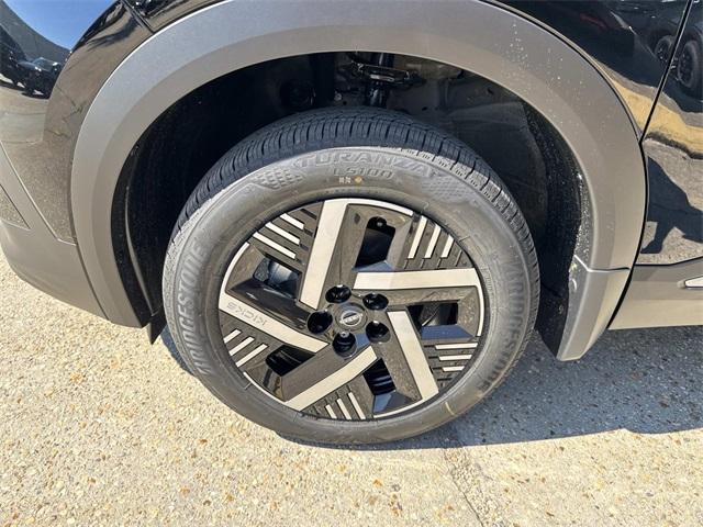 new 2026 Nissan Kicks car, priced at $24,900