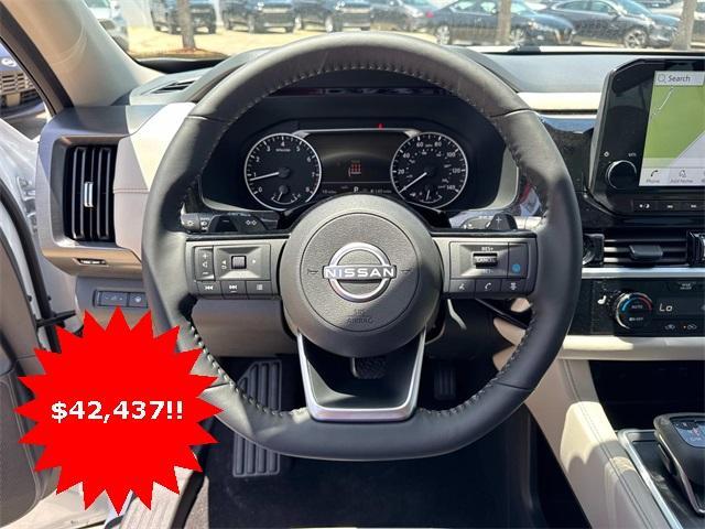 new 2025 Nissan Pathfinder car, priced at $42,437