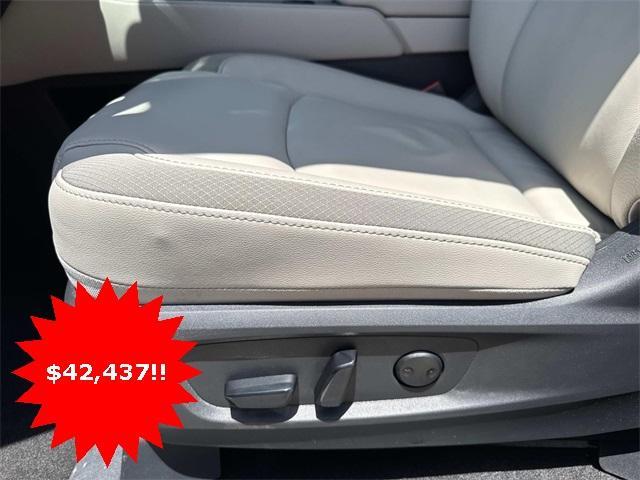 new 2025 Nissan Pathfinder car, priced at $42,437