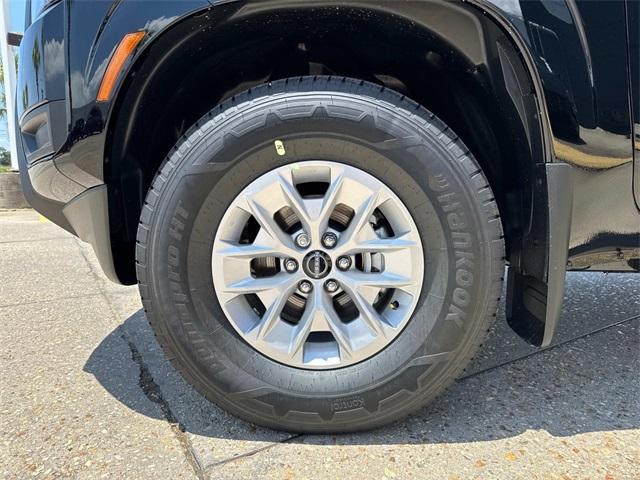 new 2025 Nissan Frontier car, priced at $34,634
