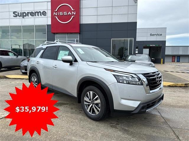 new 2025 Nissan Pathfinder car, priced at $35,979