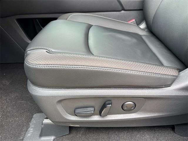 new 2025 Nissan Pathfinder car, priced at $41,900