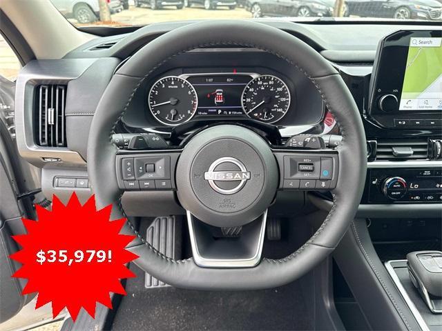 new 2025 Nissan Pathfinder car, priced at $35,979