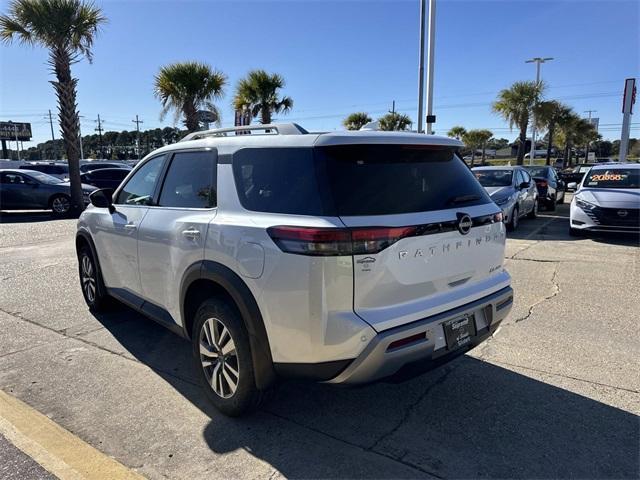 new 2025 Nissan Pathfinder car, priced at $41,600