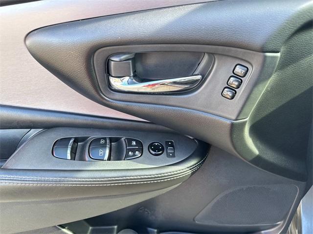 used 2023 Nissan Murano car, priced at $25,900