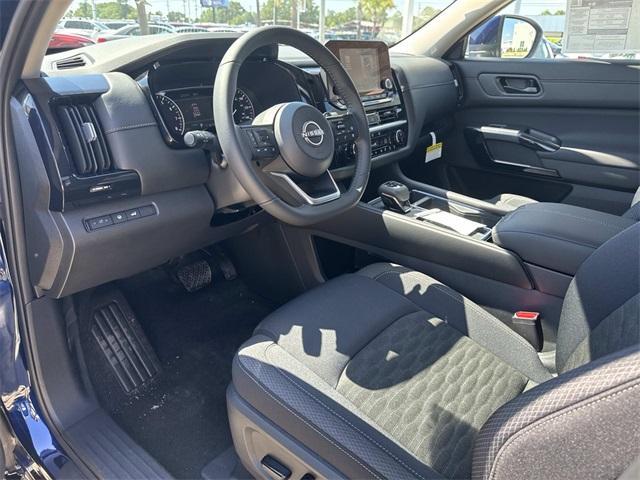 new 2025 Nissan Pathfinder car, priced at $39,500