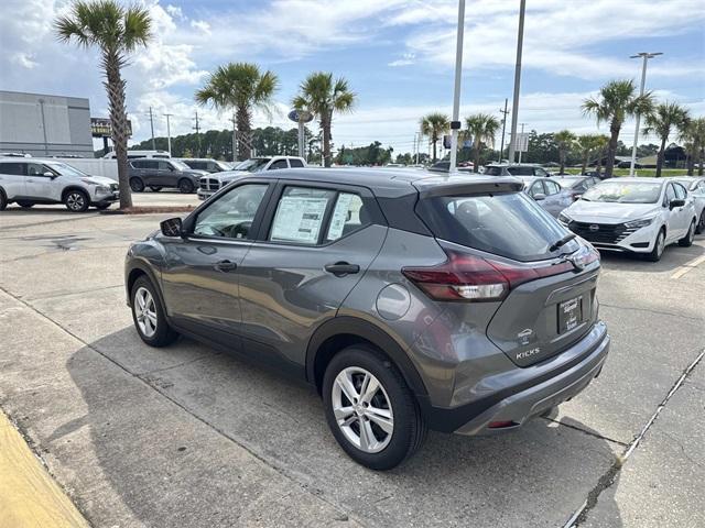 new 2025 Nissan Kicks Play car, priced at $22,650