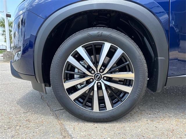 new 2025 Nissan Pathfinder car, priced at $48,200