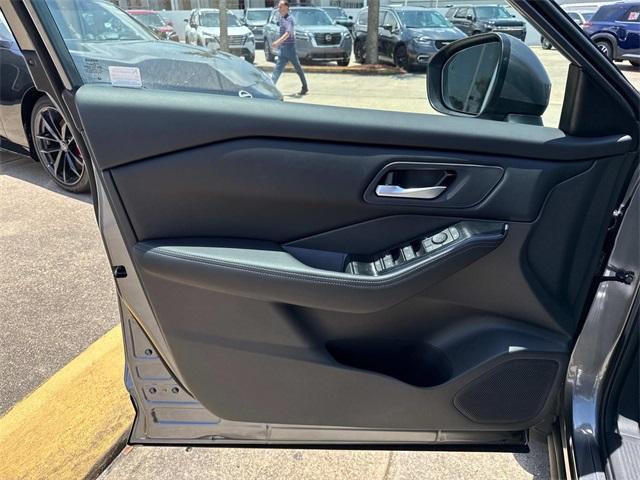 new 2025 Nissan Rogue car, priced at $30,253