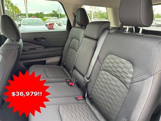 new 2025 Nissan Pathfinder car, priced at $38,469