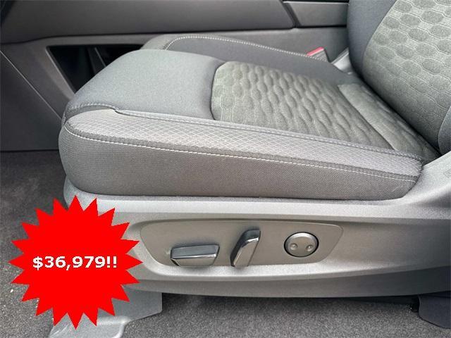 new 2025 Nissan Pathfinder car, priced at $38,469