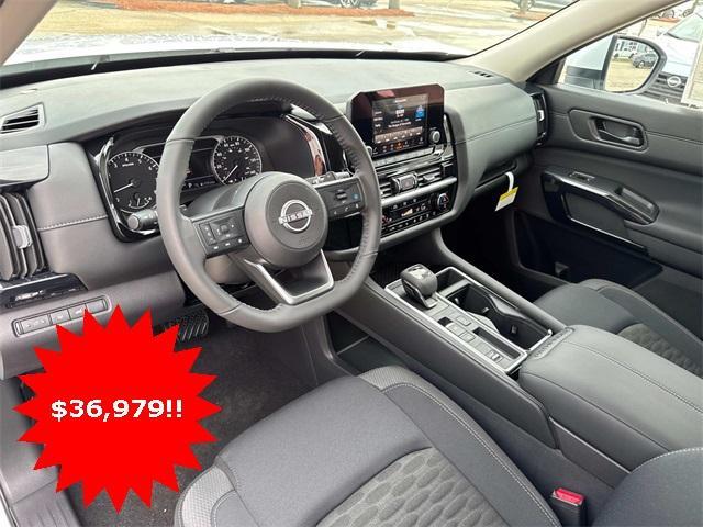 new 2025 Nissan Pathfinder car, priced at $38,469