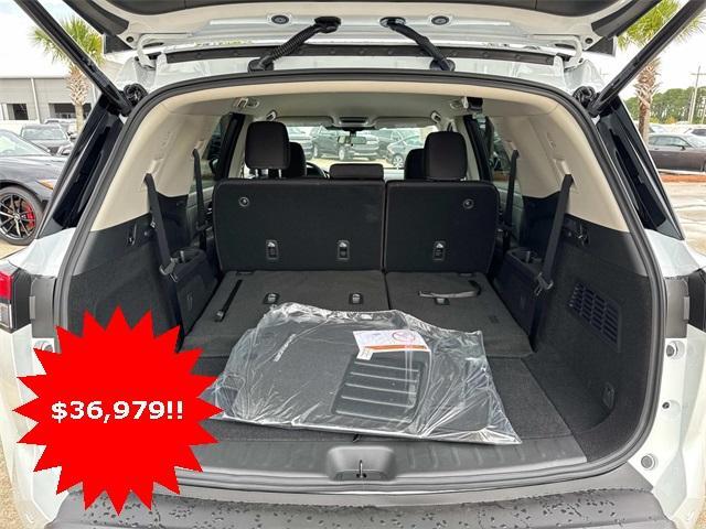 new 2025 Nissan Pathfinder car, priced at $38,469