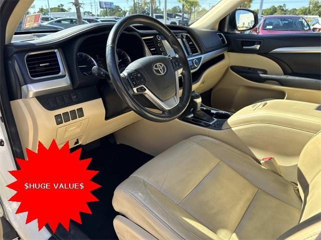 used 2015 Toyota Highlander car, priced at $18,700