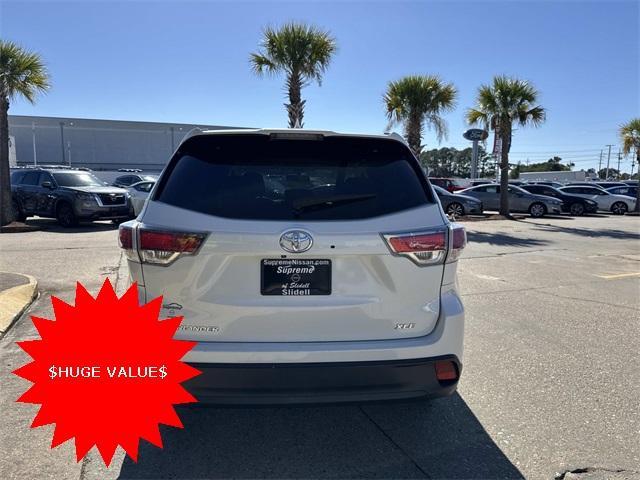 used 2015 Toyota Highlander car, priced at $18,700