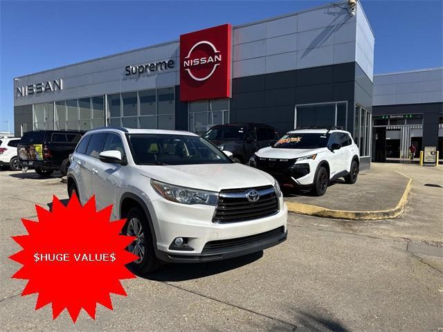 used 2015 Toyota Highlander car, priced at $18,700