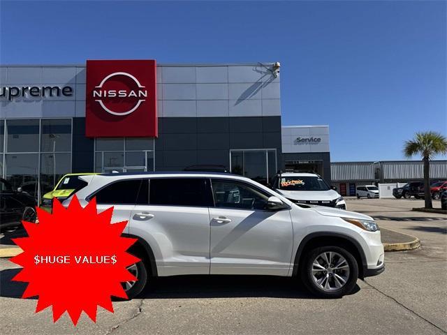 used 2015 Toyota Highlander car, priced at $18,700