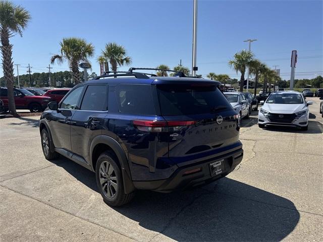 new 2025 Nissan Pathfinder car, priced at $33,900