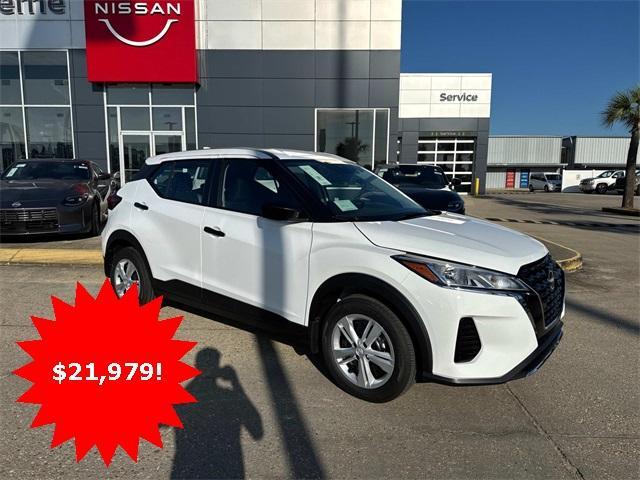 new 2025 Nissan Kicks Play car, priced at $21,979