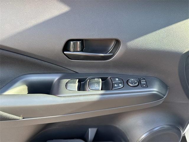 new 2025 Nissan Kicks Play car, priced at $22,900