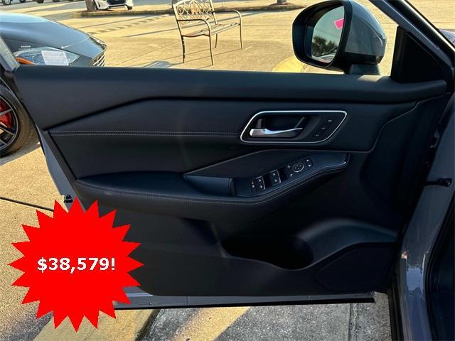 new 2025 Nissan Rogue car, priced at $39,000