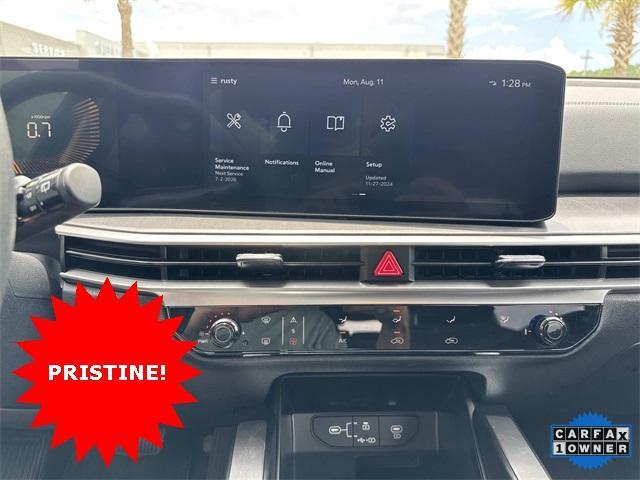 used 2024 Kia Sorento car, priced at $28,800