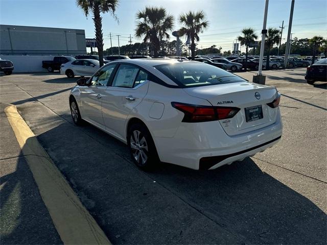 new 2025 Nissan Altima car, priced at $25,800