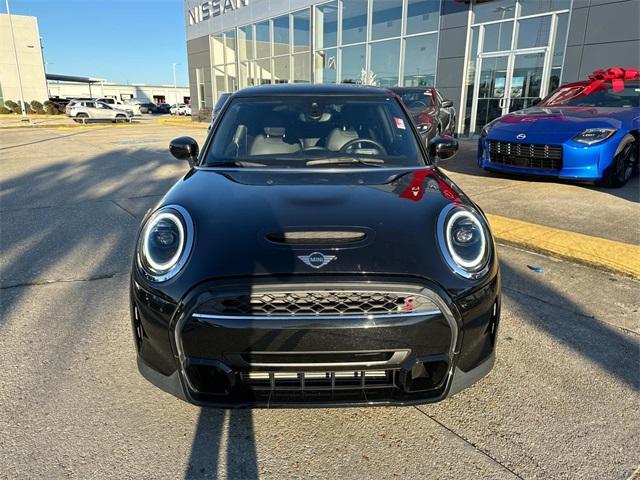 used 2022 MINI Hardtop car, priced at $26,500