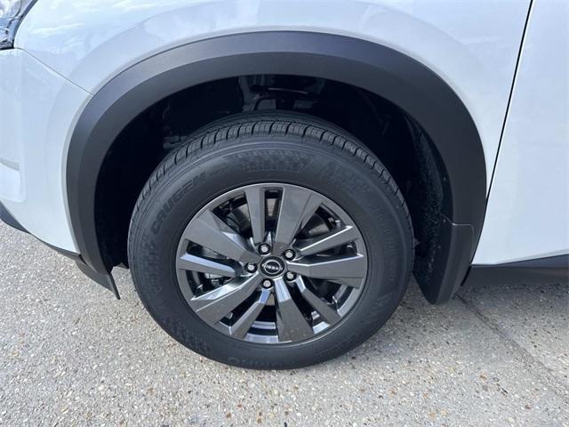 new 2025 Nissan Pathfinder car, priced at $37,500