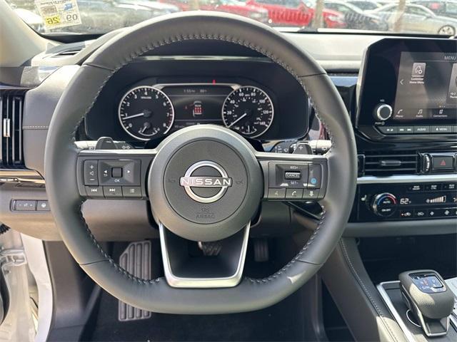 new 2025 Nissan Pathfinder car, priced at $37,500