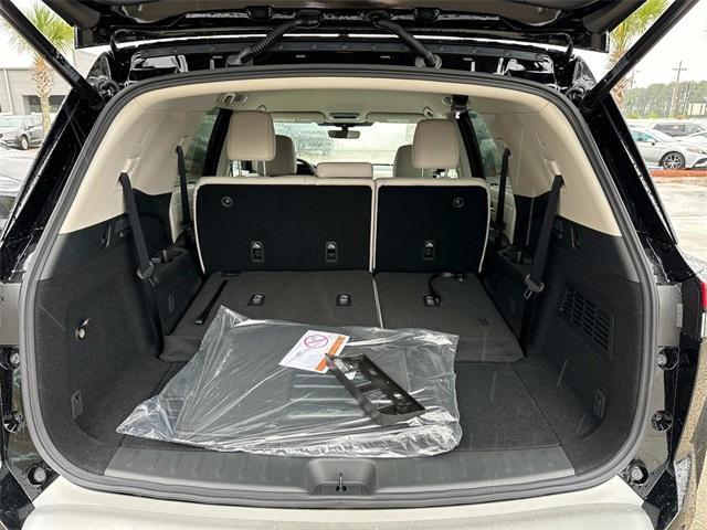 new 2025 Nissan Pathfinder car, priced at $41,428