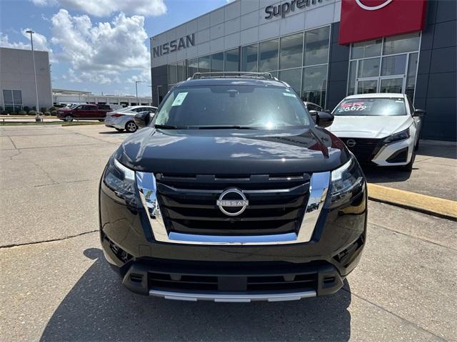 new 2025 Nissan Pathfinder car, priced at $47,700