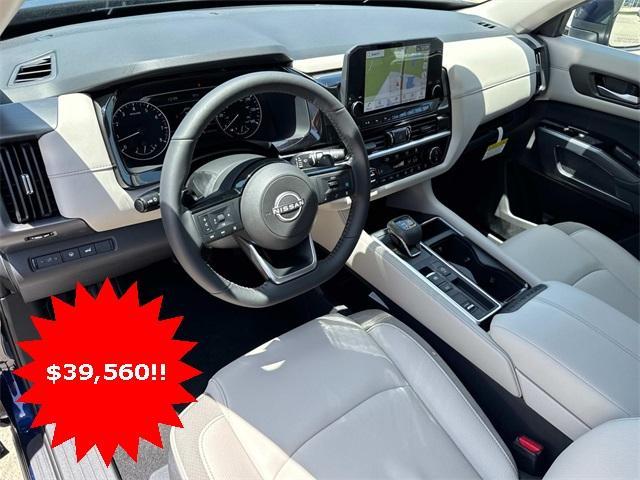 new 2025 Nissan Pathfinder car, priced at $39,560