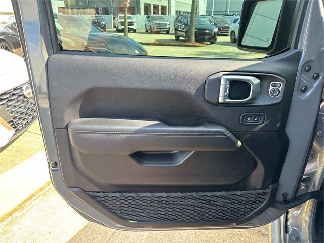used 2021 Jeep Wrangler Unlimited car, priced at $35,300