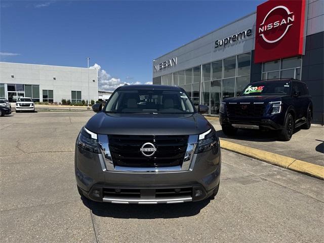 new 2025 Nissan Pathfinder car, priced at $38,800