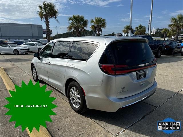 used 2023 Chrysler Pacifica car, priced at $24,600