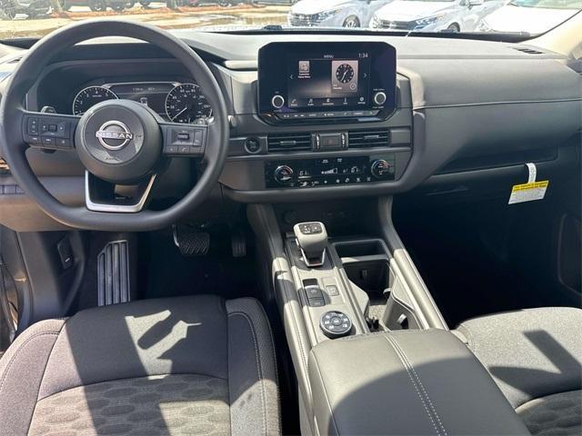 new 2025 Nissan Pathfinder car, priced at $33,700