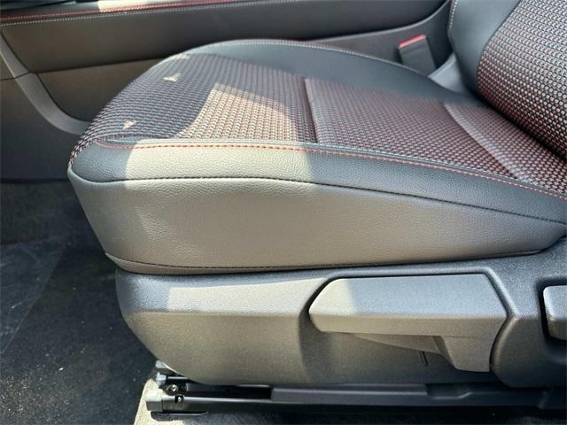 new 2025 Nissan Kicks car, priced at $28,602
