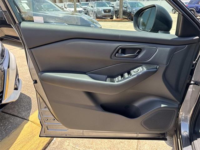 new 2025 Nissan Rogue car, priced at $31,700