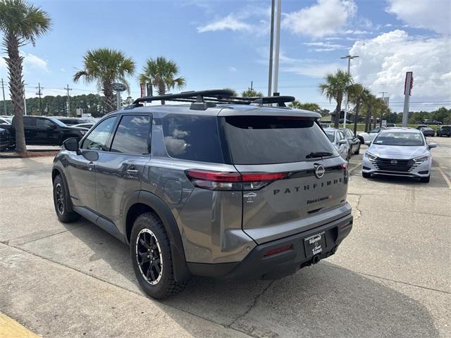 new 2025 Nissan Pathfinder car, priced at $38,400