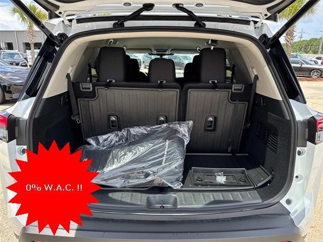 new 2025 Nissan Pathfinder car, priced at $39,300