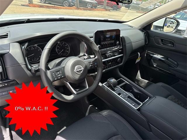 new 2025 Nissan Pathfinder car, priced at $39,300
