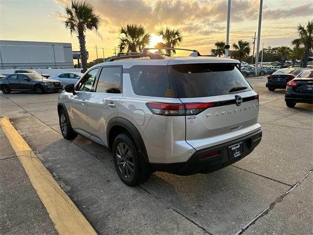 new 2025 Nissan Pathfinder car, priced at $39,500