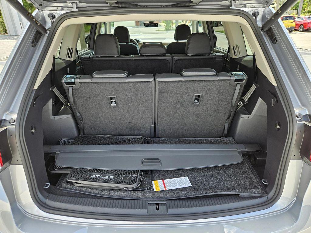 new 2025 Volkswagen Atlas car, priced at $39,691
