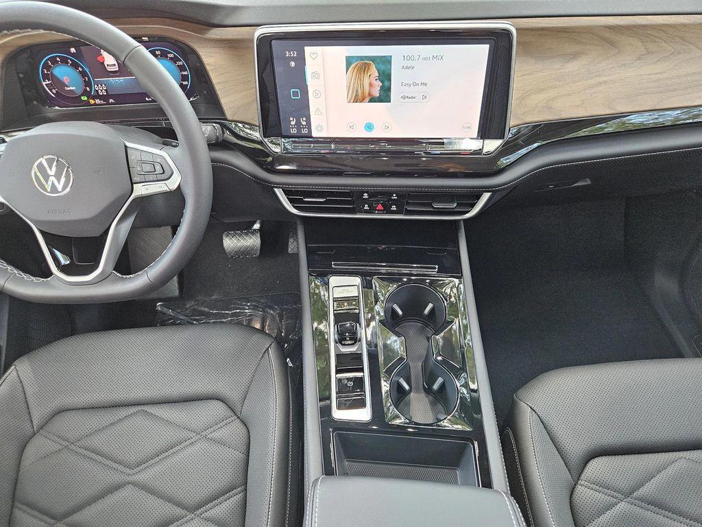 new 2025 Volkswagen Atlas car, priced at $39,691